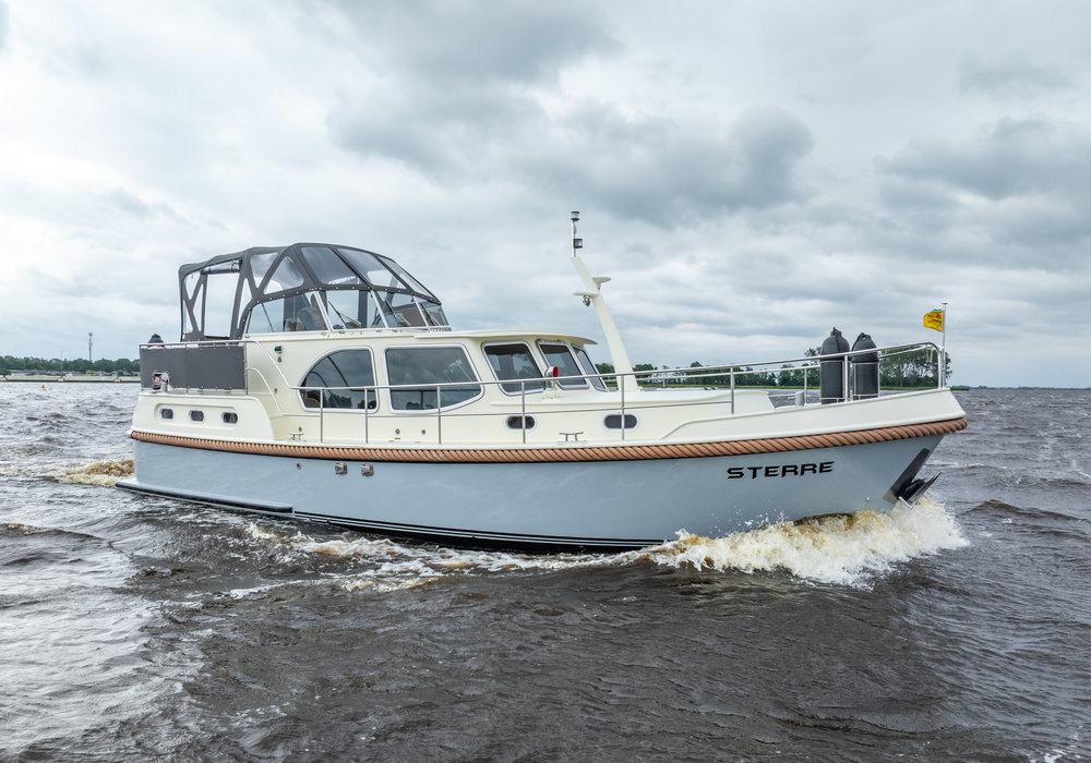 Jetten 37 AC-RS 'Sterre' for hire