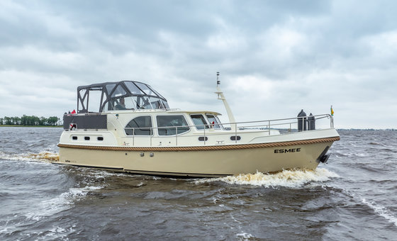 Jetten 37 AC-RS 'Esmee' for hire